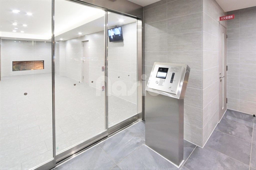 エントランス　オートロック