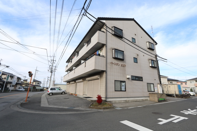 建物外観　☆近隣にコンビニがありお買い物に便利☆