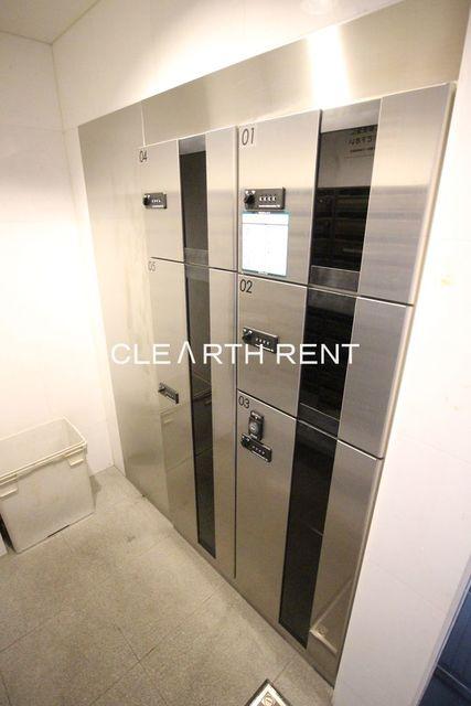 その他共有部分　24時間受け取り可能な宅配ロッカー設備。