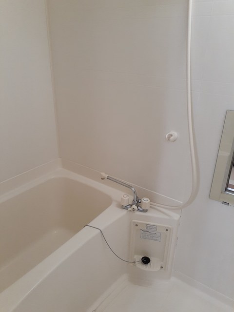 バス・シャワールーム　浴室