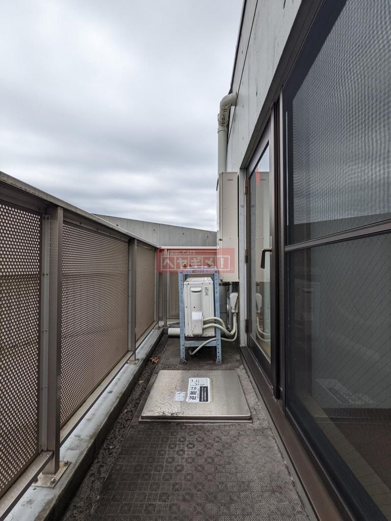 バルコニー　バルコニー