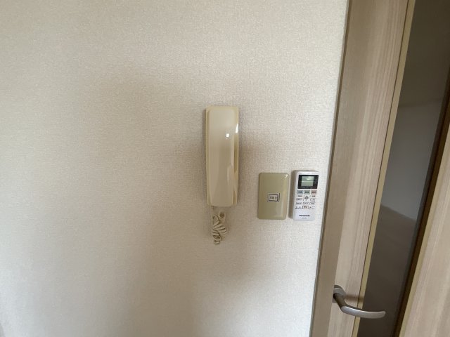 セキュリティ　インターホンです