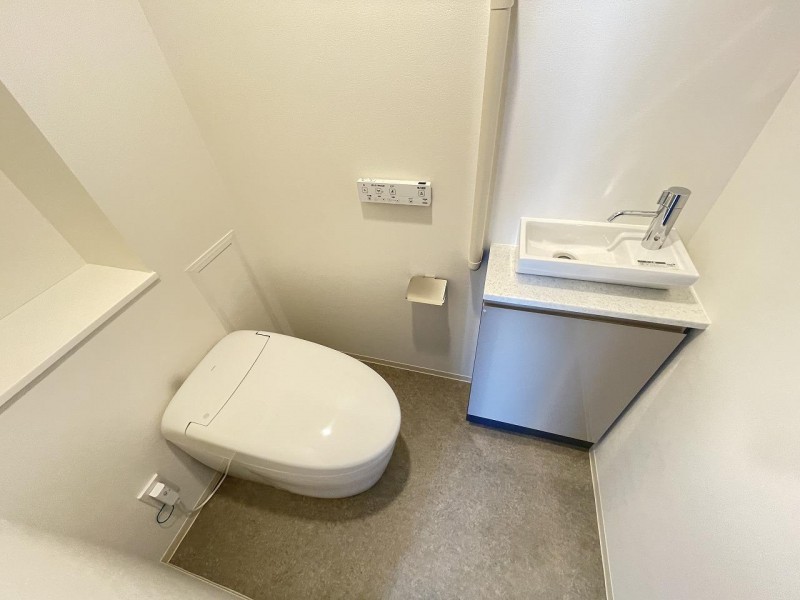 トイレ　トイレ