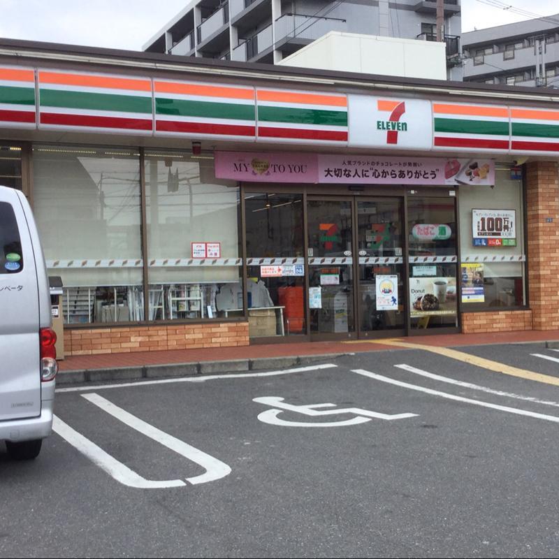コンビニ　セブン-イレブン 摂津東一津屋店（コンビニ）まで406m
