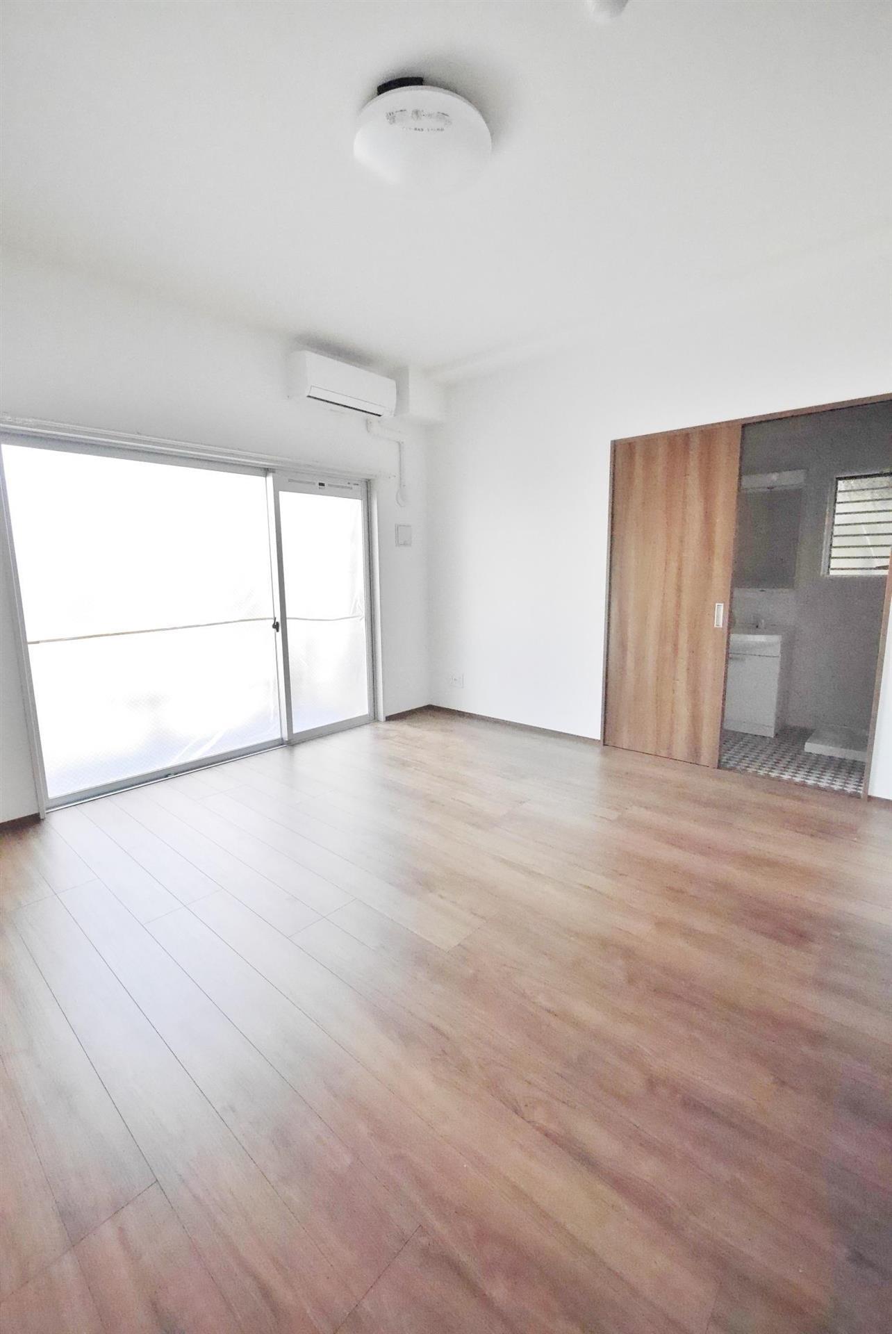 居室・リビング　モデルルームの写真になります、イメージです。