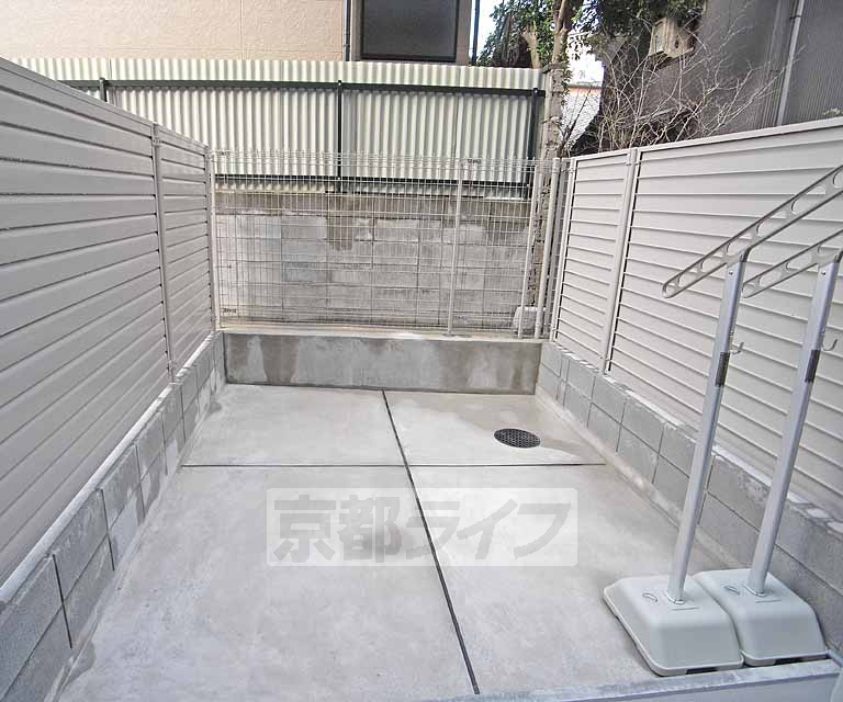 バルコニー　一階のお庭です