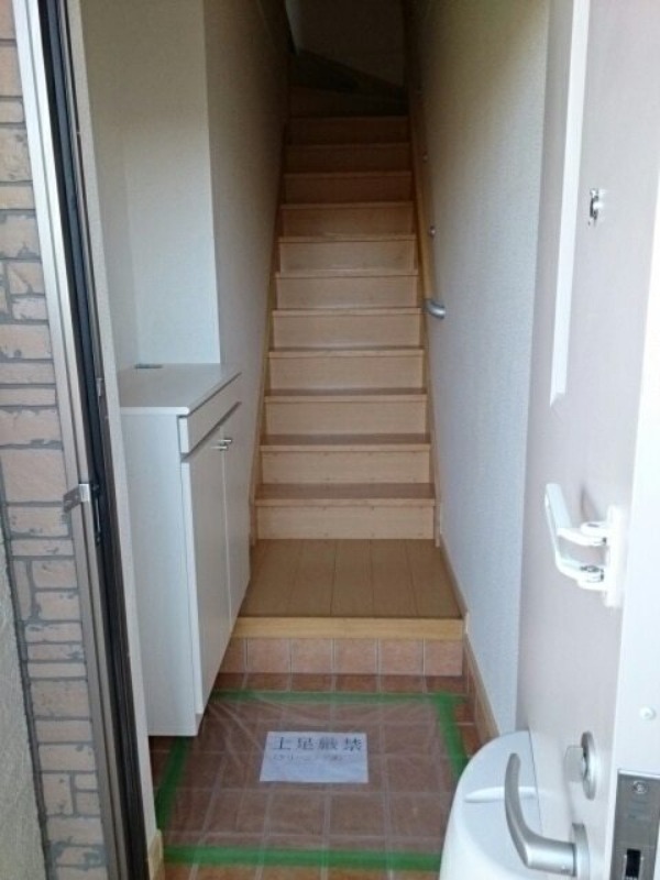 玄関　図面と現状に相違がある場合には現状を優先