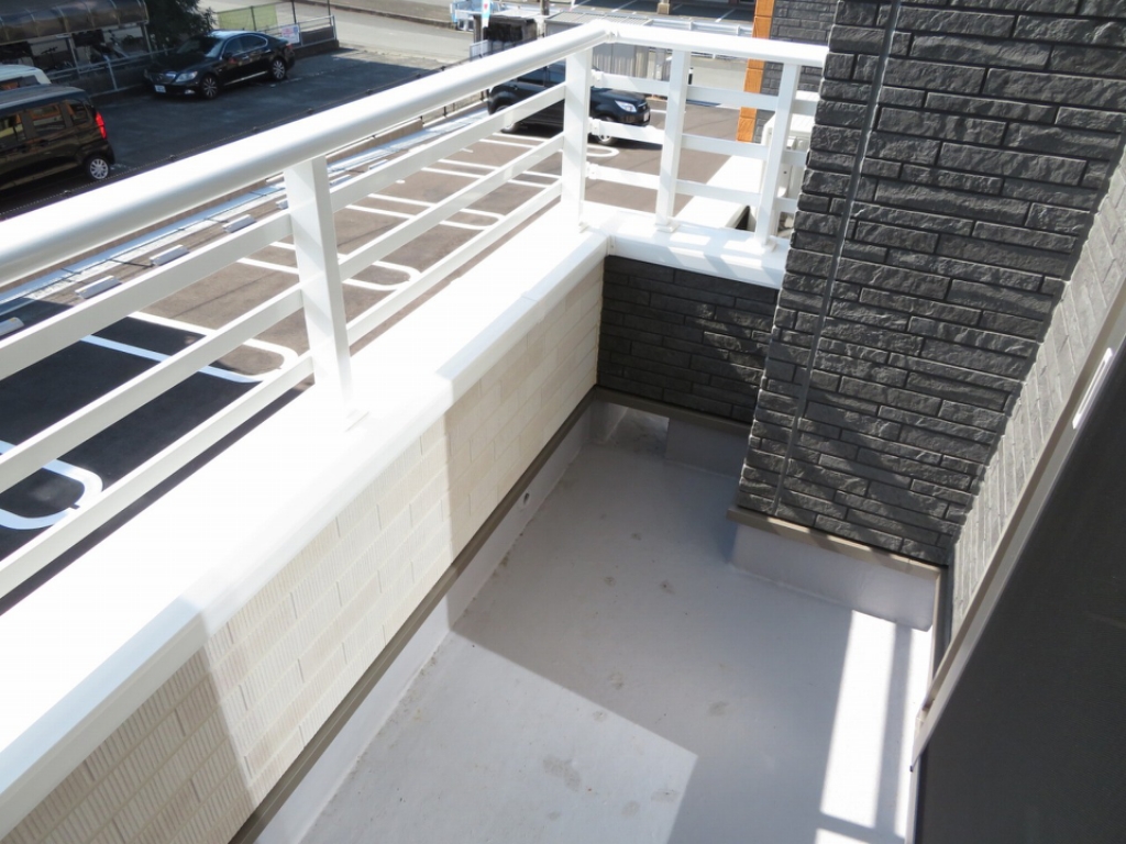 バルコニー　ベランダ