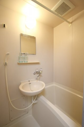 バス・シャワールーム　シャルマン西巣鴨　豊島区西巣鴨2　参考写真