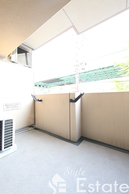 バルコニー　バルコニー