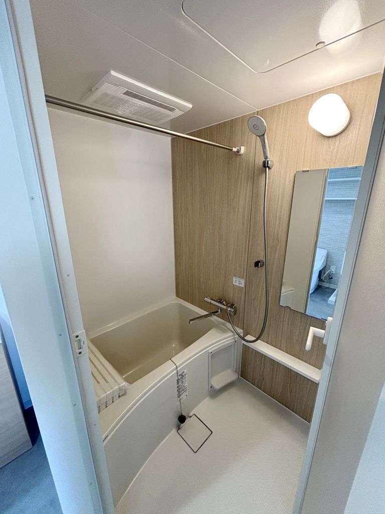 バス・シャワールーム　バス