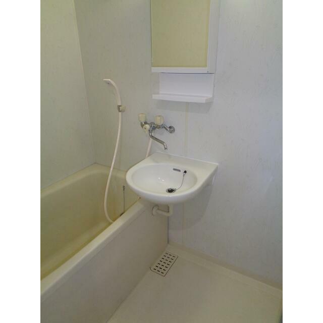 バス・シャワールーム　バス