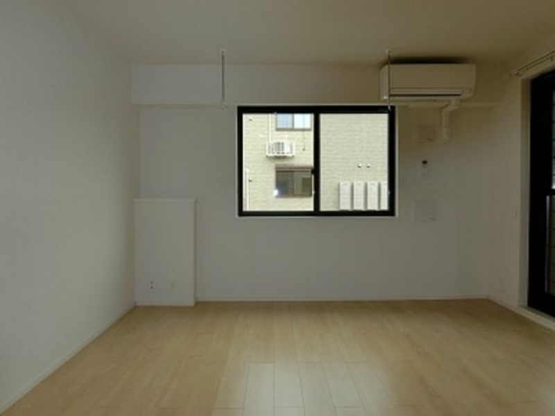 居室・リビング　図面と現状に相違がある場合には現状を優先