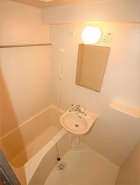 バス・シャワールーム　風呂