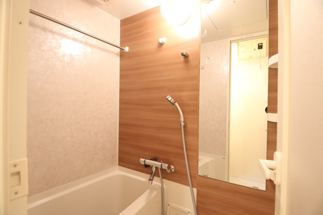 バス・シャワールーム　※別室の参考写真の為、現況優先です。