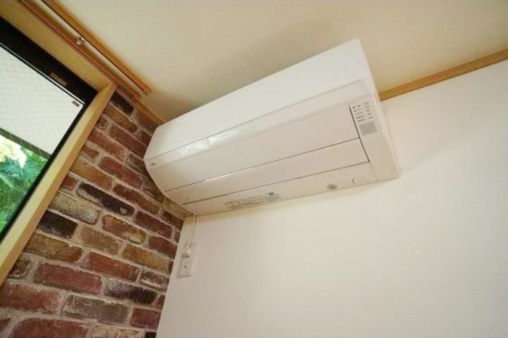 その他設備　室内エアコン付き♪