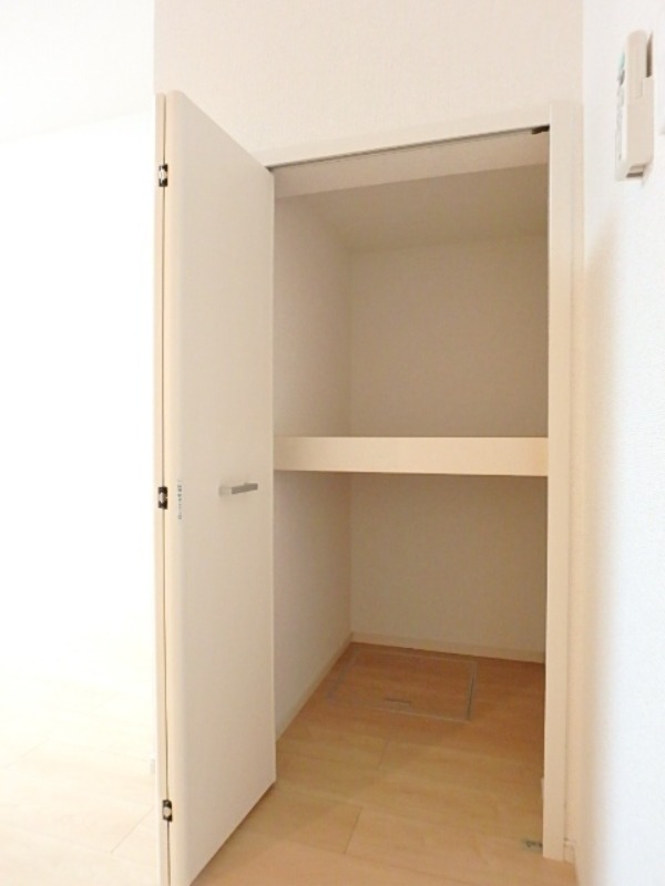 収納　図面と現状に相違がある場合には現状を優先