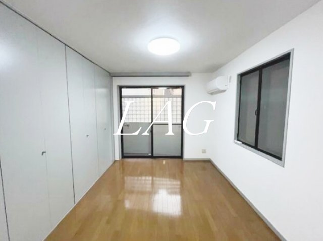 居室・リビング　洋室のお部屋です。