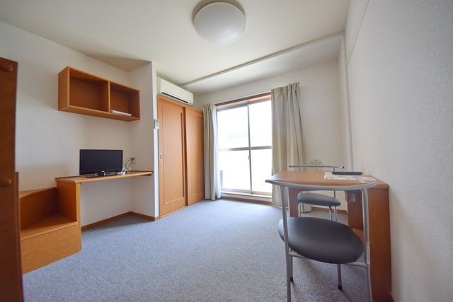 居室・リビング　★お部屋のレイアウトや使い方等、ご来店時に説明させて頂きま…