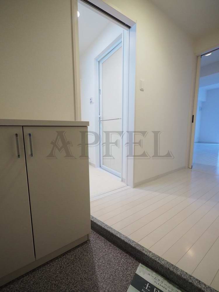 玄関　アーベル更紗北堀江