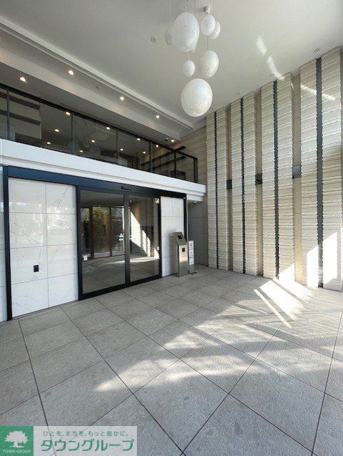 エントランス　エントランス