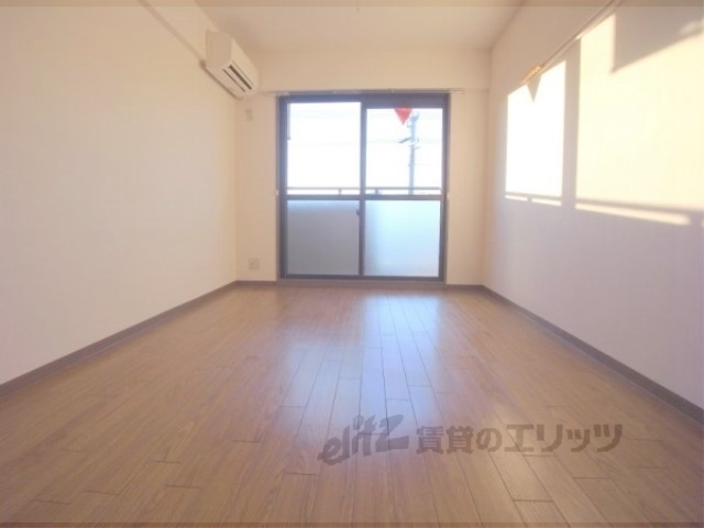 居室・リビング　洋室