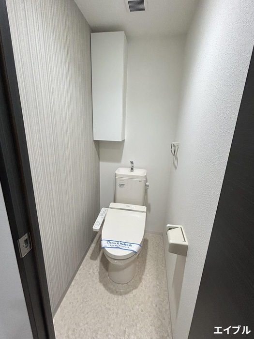 トイレ　※写真は同型タイプ、現況優先。