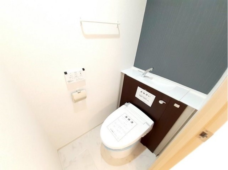 トイレ　別号室イメージ