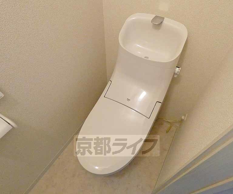 トイレ　ウォシュレット付きです！