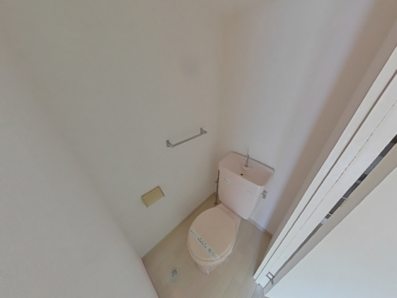 トイレ　※別号室のお写真です