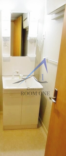 洗面設備　洗面台です。