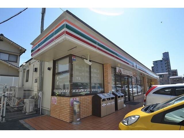 コンビニ　セブンイレブン広島東原1丁目店（コンビニ）まで306m