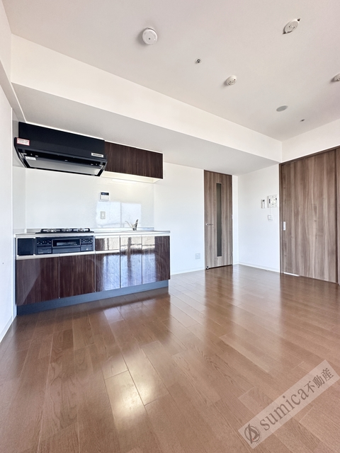 居室・リビング　日当たりのいいリビングです♪