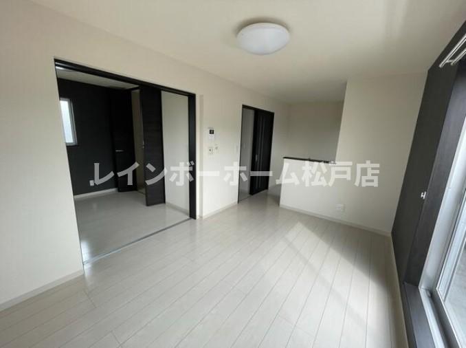 居室・リビング　使いやすい居間です