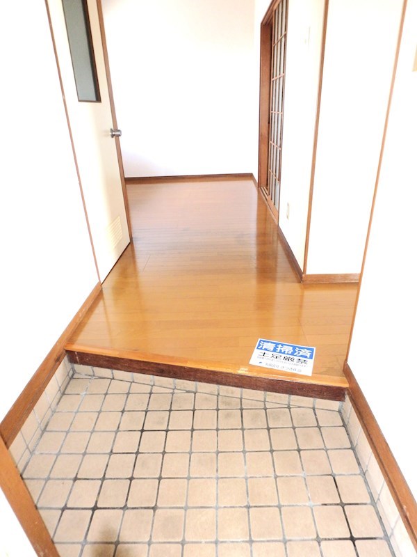 玄関　段差が少ない玄関です