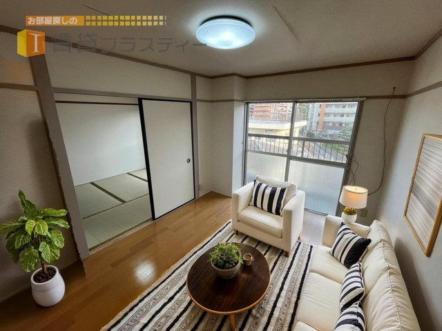 居室・リビング　使いやすいフローリング６帖のお部屋です。