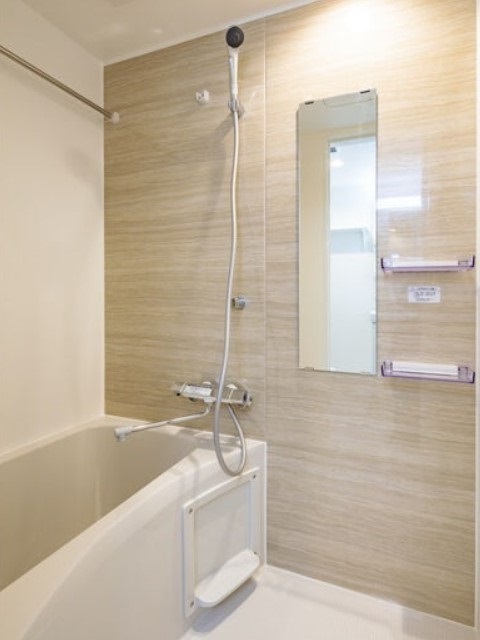 バス・シャワールーム　バスルーム