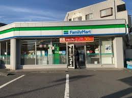 コンビニ　ファミリーマート 豊島要町二丁目店（コンビニ）まで394m