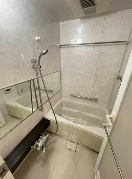 バス・シャワールーム　※同間取り参考写真※