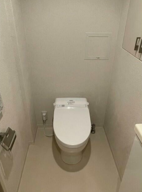 トイレ　※同間取り参考写真※