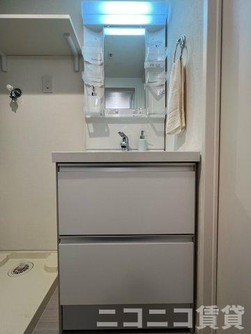 洗面設備　別号室イメージの為、現状を優先致します。