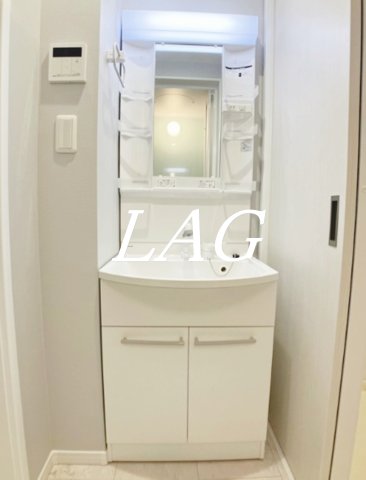 洗面設備　洗面台です。