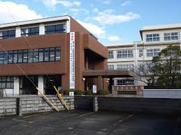 中学校　富士見中学校（中学校）まで385m