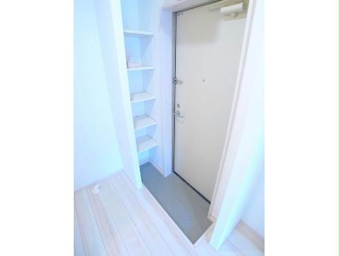 玄関　※別部屋写真