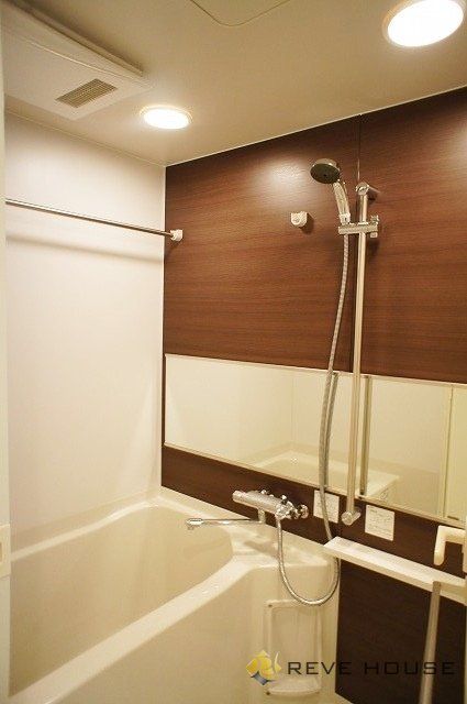 バス・シャワールーム　バス