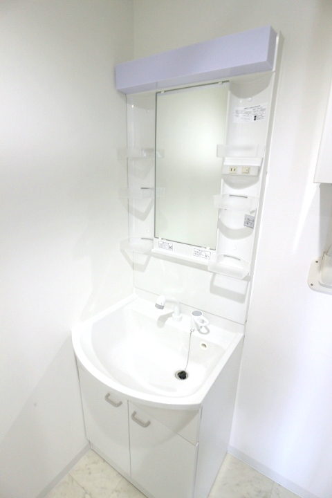 洗面設備　シャンプードレッサー付きです♪