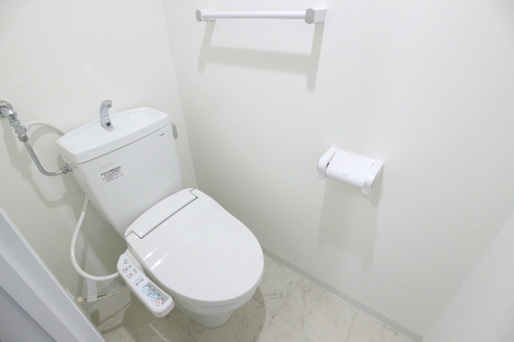 トイレ　ウォッシュレット付きです♪
