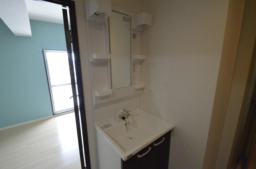 洗面設備　洗髪洗面化粧台