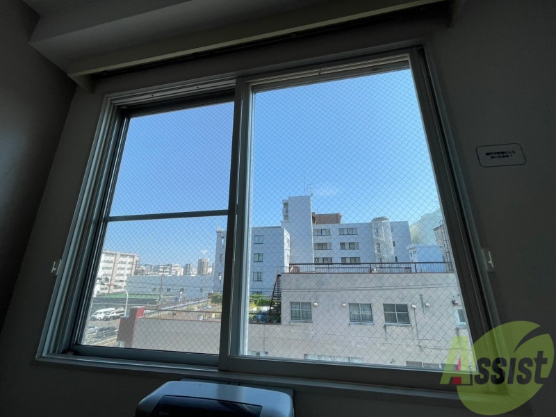 バルコニー　バルコニーが付いていますので一息ついてみてはいかがですか。