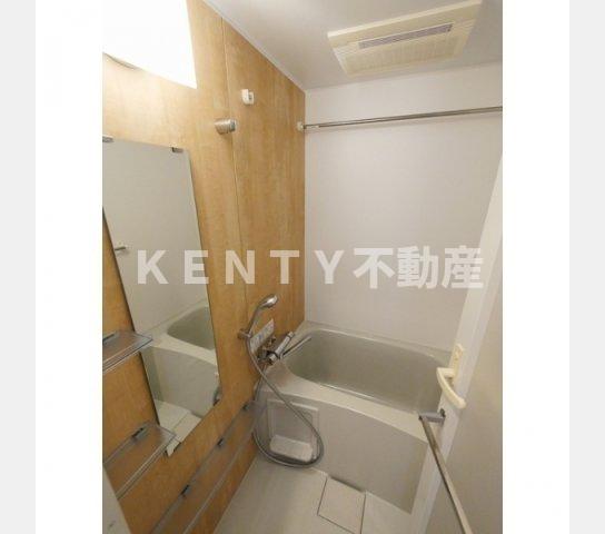 バス・シャワールーム　お風呂です